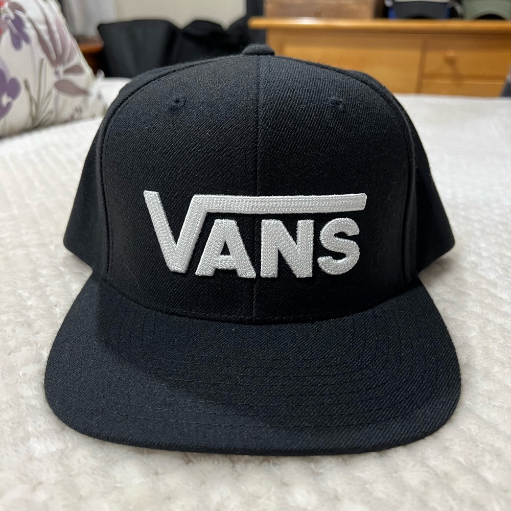 Vans Black SnapBack Hat